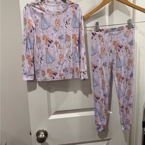 Disney Girls Frozen Purple Bamboo Pajama Set - size 5-6T new
